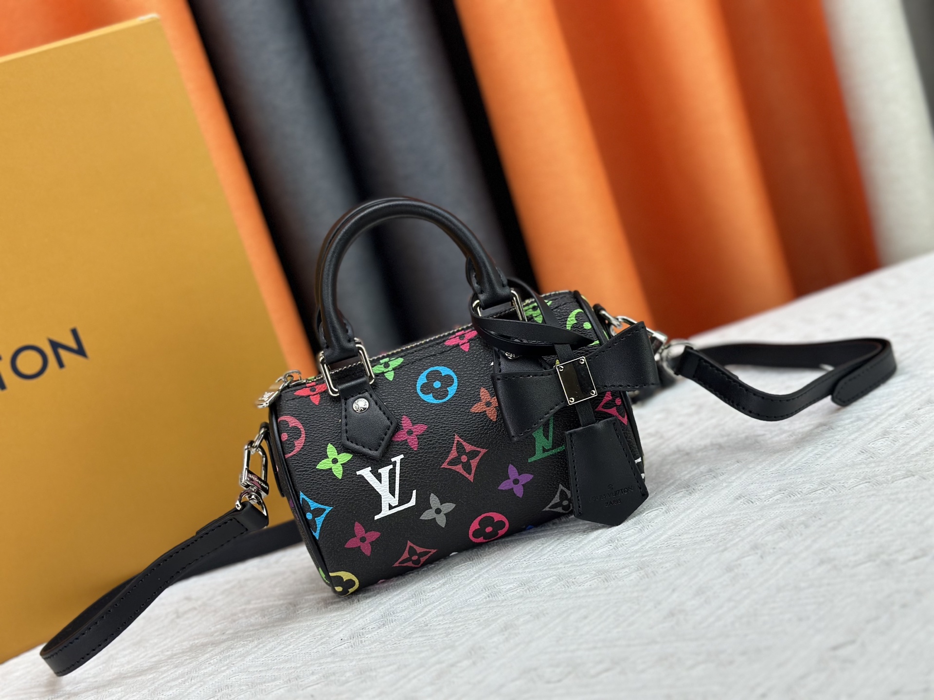 LV bag 583